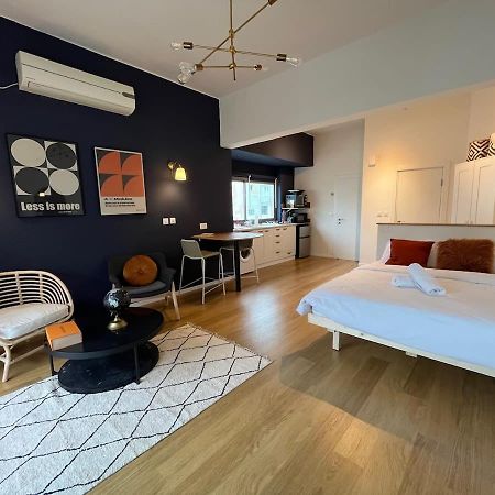 Loft Boutique With Balcony Lägenhet Tel Aviv Exteriör bild