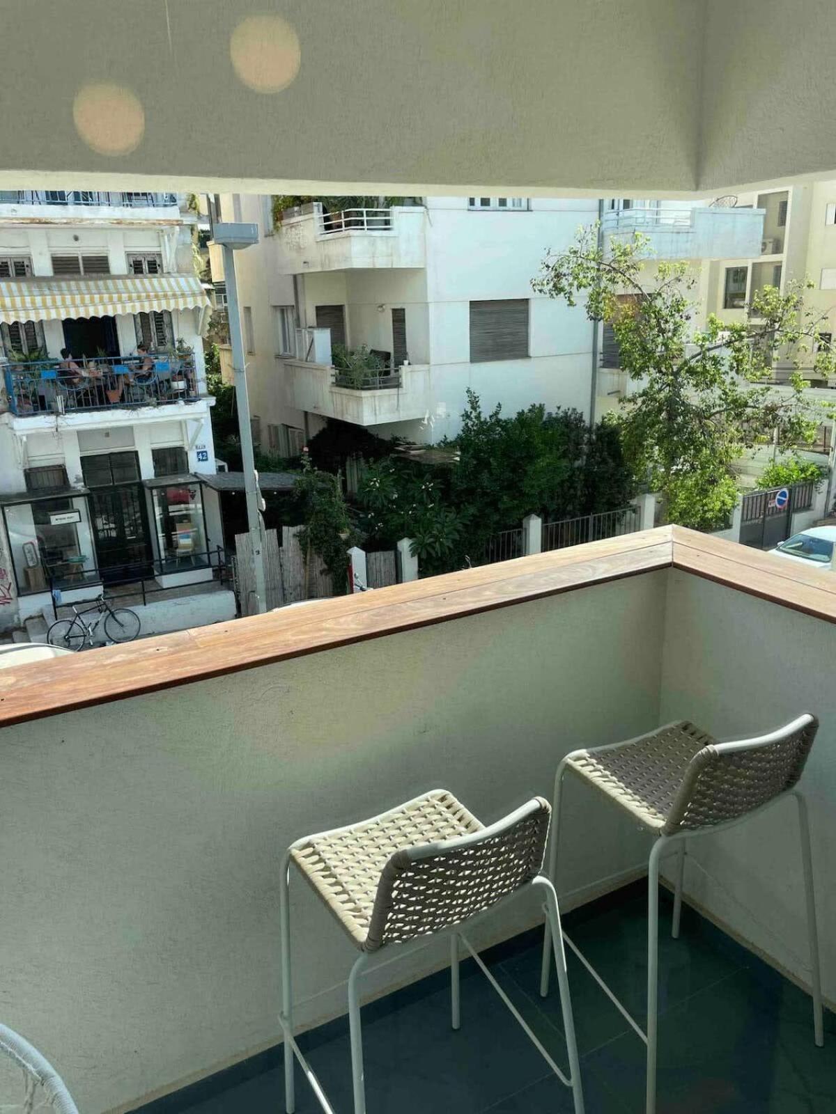 Loft Boutique With Balcony Lägenhet Tel Aviv Exteriör bild